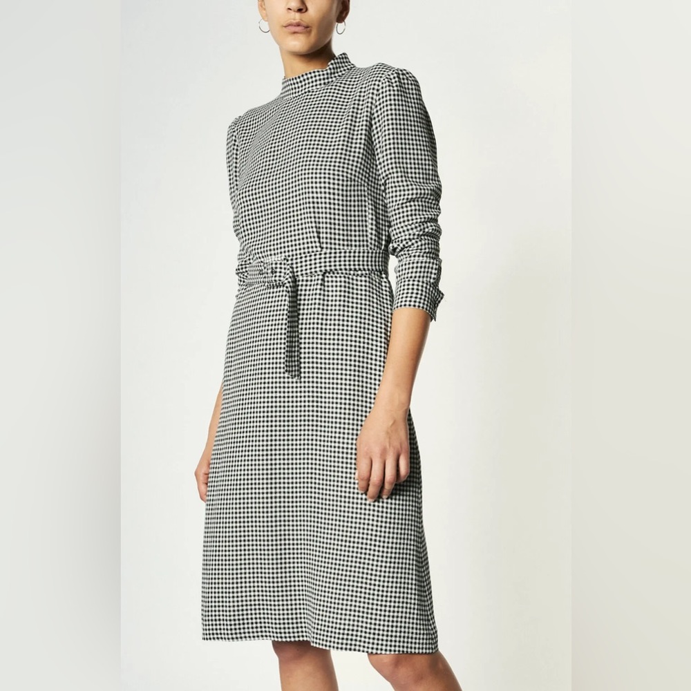 NWOT APC Brandy dress in black and white plaid